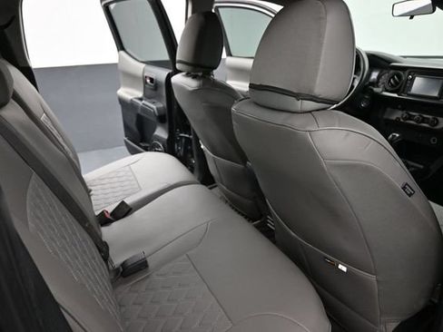 Used 2018 Toyota Tacoma SR w/ SR Convenience Package RWD image 14