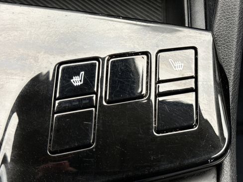 Used 2023 Kia Sportage LX image 17