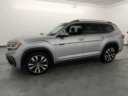 Used 2022 Volkswagen Atlas SEL Premium image 4