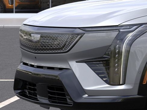 New 2027 Cadillac Optiq Sport w/ LPO, Floor Liner Package AWD/4WD image 13
