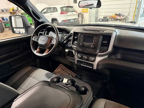 Used 2024 RAM 5500 Tradesman AWD/4WD image 18