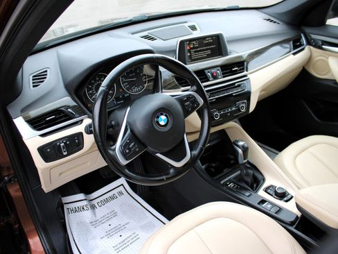 Used 2017 BMW X1 sDrive28i image 19