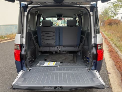 Used 2005 Honda Element EX image 20