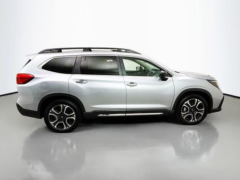 Used 2024 Subaru Ascent Touring image 8