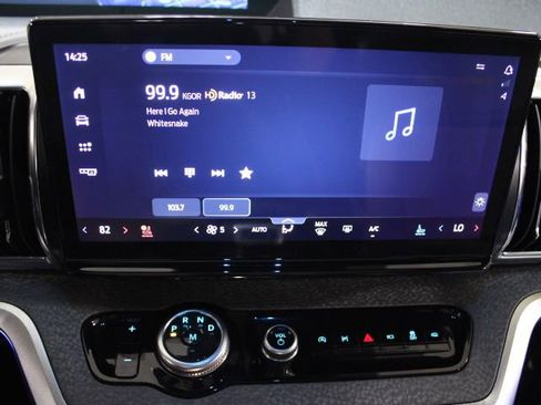 Used 2025 Ford Expedition Tremor image 58