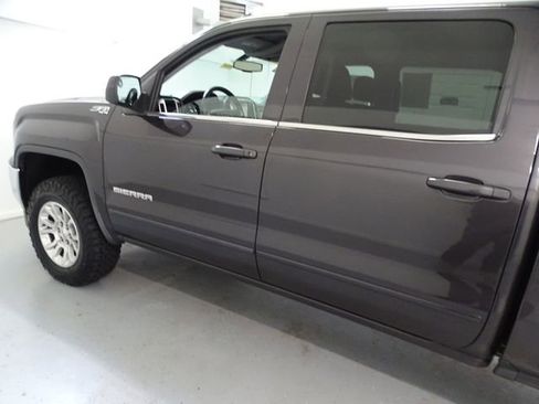 Used 2016 GMC Sierra 1500 SLE w/ SLE Value Package AWD/4WD image 16