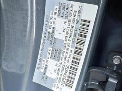 Used 2025 MAZDA MAZDA3 s image 23