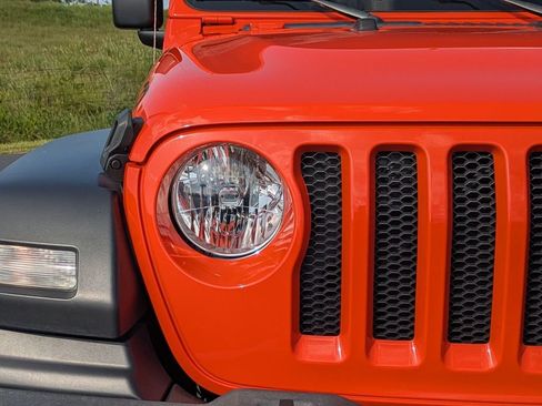 Used 2019 Jeep Wrangler Unlimited Sport S AWD/4WD image 10