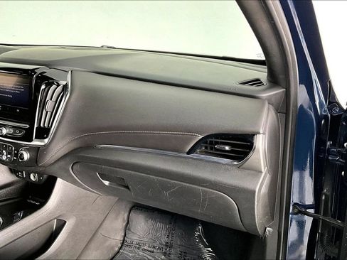 Used 2023 Chevrolet Traverse LT w/ LT Premium Package FWD image 20