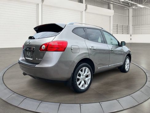 Used 2011 Nissan Rogue SV w/ SL Pkg image 3