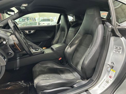 Used 2015 Jaguar F-TYPE S RWD image 4