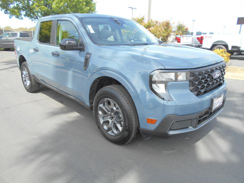 Used 2026 Ford Maverick XLT w/ Equipment Group 301A AWD/4WD image 7