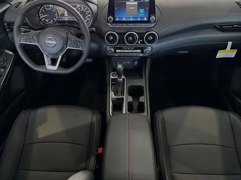 New 2025 Nissan Sentra SR image 10