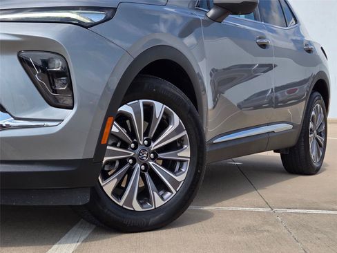 Used 2025 Buick Envision Preferred AWD/4WD image 8