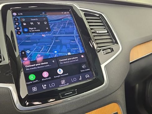 Certified 2023 Volvo XC90 B6 Plus AWD/4WD image 29