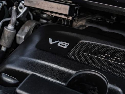 Used 2020 Nissan Pathfinder S image 63