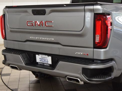 Used 2023 GMC Sierra 1500 AT4 w/ Technology Package AWD/4WD image 20
