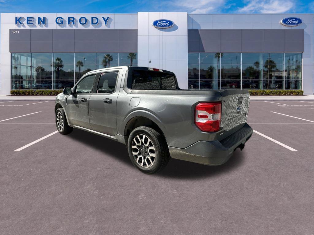 Used 2022 Ford Maverick Lariat FWD image 6
