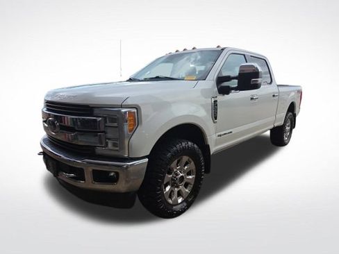 Used 2018 Ford F250 King Ranch w/ King Ranch Ultimate Package AWD/4WD image 3