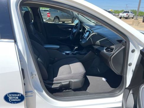 Used 2024 Chevrolet Malibu LT FWD image 26