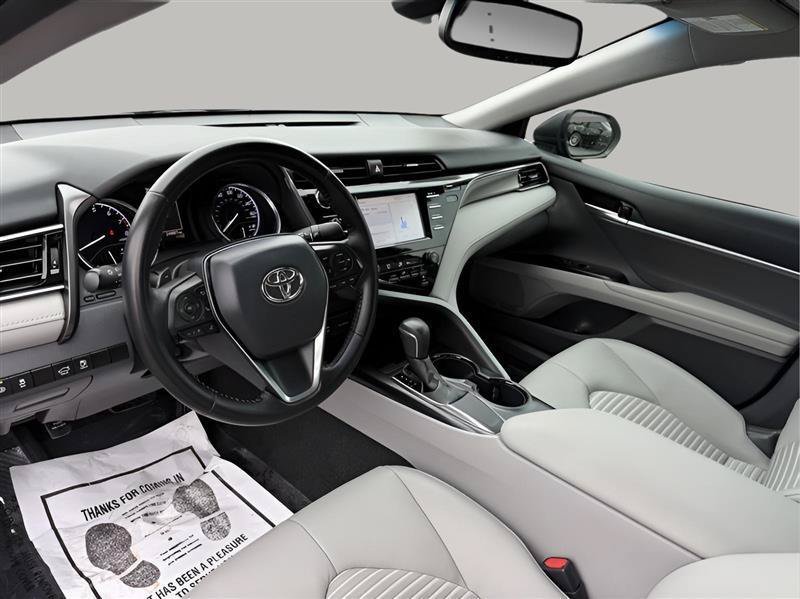 Used 2019 Toyota Camry SE w/ Convenience Package FWD image 22