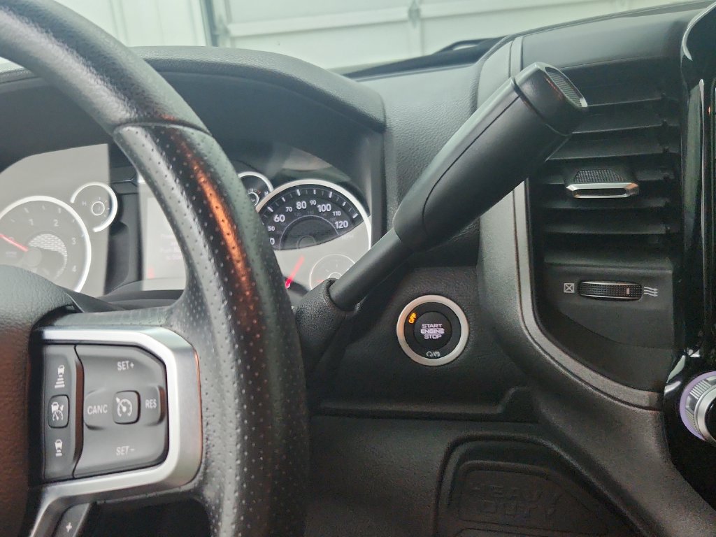 Used 2025 RAM 2500 Tradesman AWD/4WD image 32