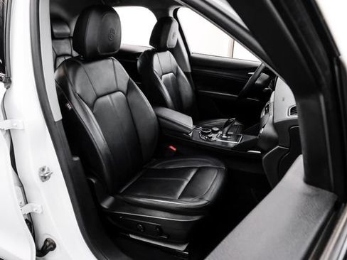 Used 2019 Alfa Romeo Stelvio w/ Nero Edizione RWD image 46