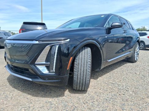 Used 2023 Cadillac Lyriq 2WD image 1