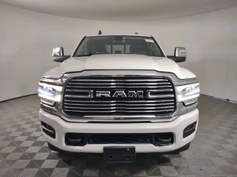 Used 2023 RAM 2500 Laramie AWD/4WD image 9