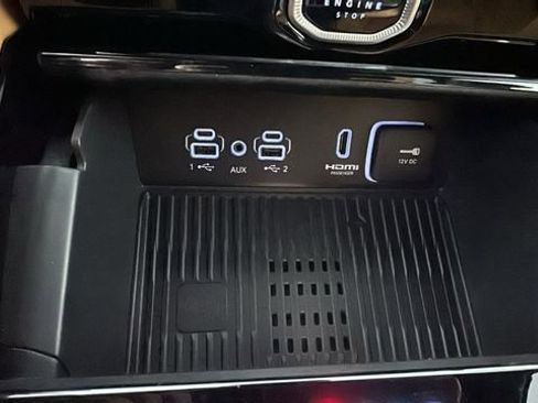 New 2026 Jeep Grand Cherokee Summit image 30