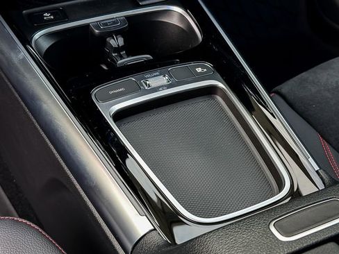 New 2025 Mercedes-Benz GLA 250 image 19