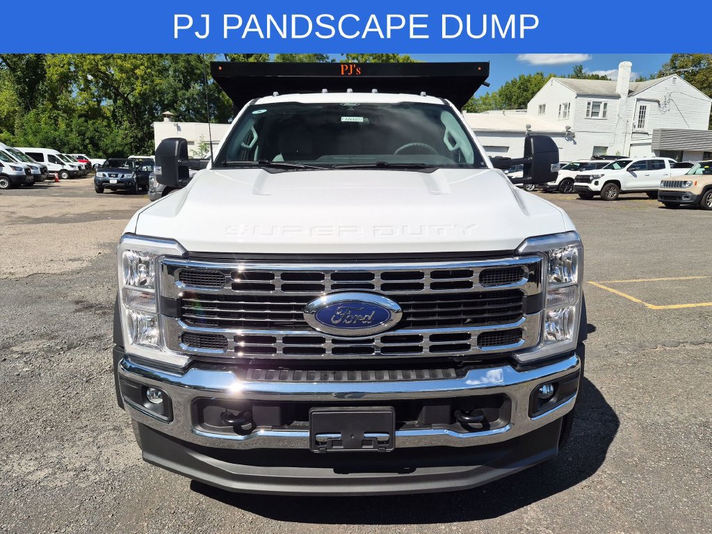 New 2026 Ford F550 4x4 Crew Cab image 3