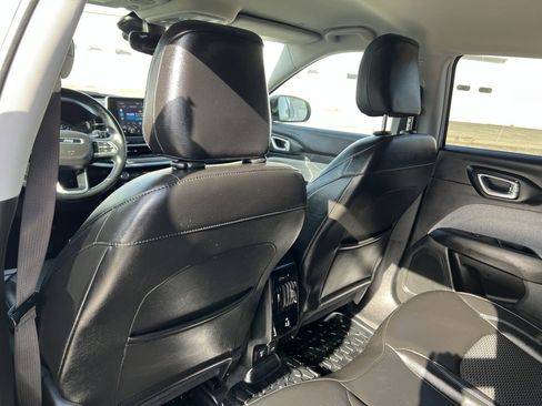 Used 2022 Jeep Compass Latitude w/ Convenience Group image 22