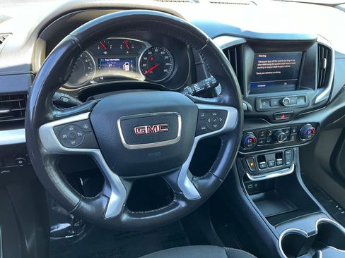 Used 2020 GMC Terrain SLE w/ Driver Convenience Package image 28