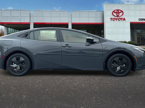 New 2026 Toyota Prius Plug-In Hybrid FWD image 4