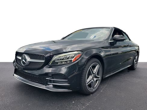 Used 2021 Mercedes-Benz C 300 4MATIC Cabriolet image 2