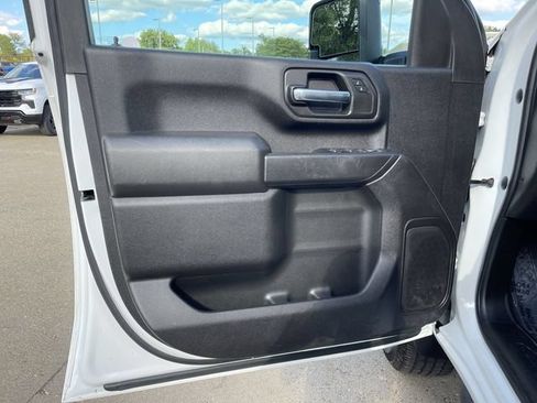 Used 2024 Chevrolet Silverado 2500 Custom w/ Custom Value Package AWD/4WD image 10