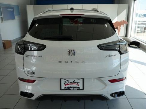 Used 2024 Buick Encore GX Avenir w/ Avenir Technology Package image 11