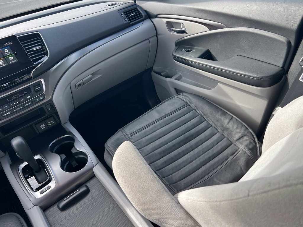 Used 2020 Honda Pilot EX image 11