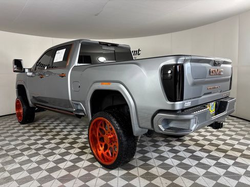Used 2024 GMC Sierra 2500 Denali w/ Denali Reserve Package AWD/4WD image 6