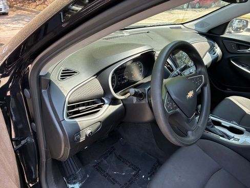 Used 2023 Chevrolet Malibu LT w/ Driver Confidence Package FWD image 36