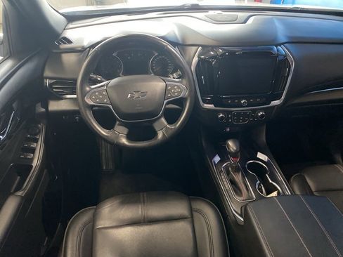 Certified 2022 Chevrolet Traverse RS w/ LPO, Floor Liner Package image 6