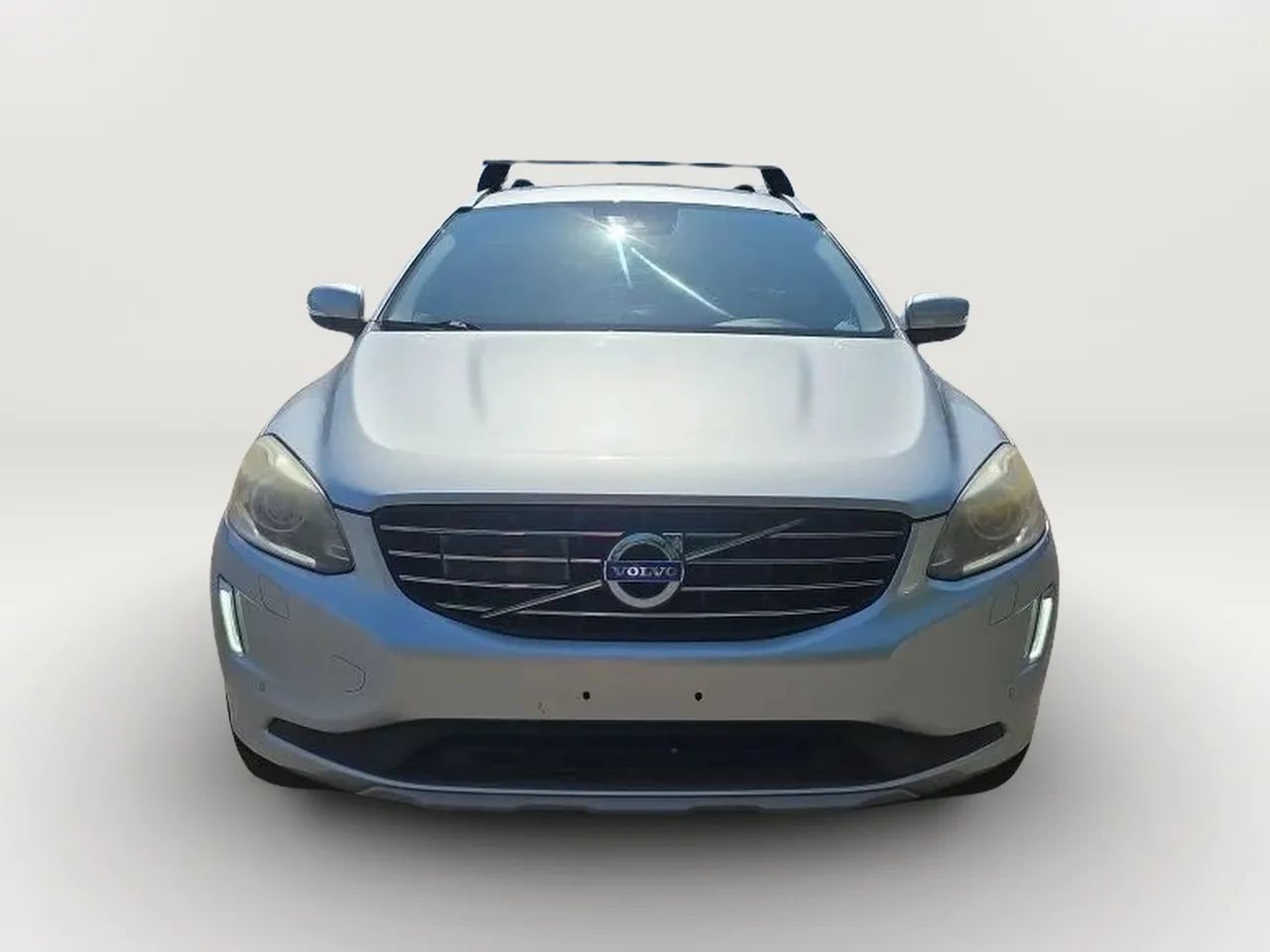 Used 2016 Volvo XC60 T6 Platinum w/ Climate Package AWD/4WD image 4