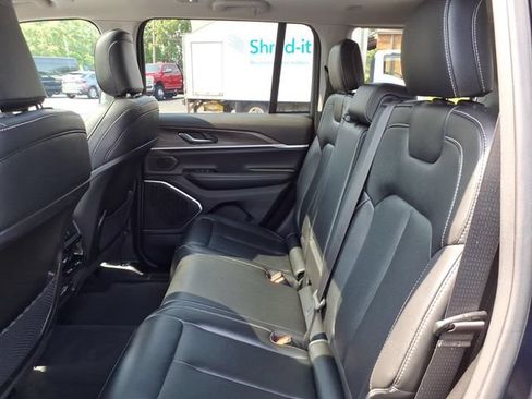 Used 2024 Jeep Grand Cherokee Limited 4xe AWD/4WD image 6