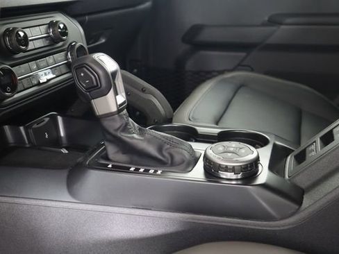 New 2025 Ford Bronco Outer Banks w/ Sasquatch Package image 52