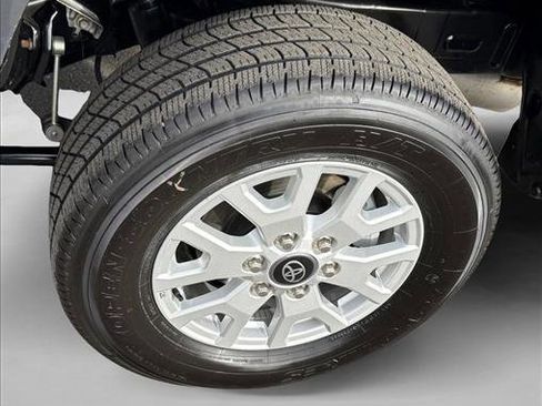 Certified 2025 Toyota Tacoma SR5 image 9