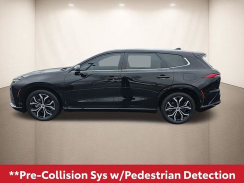 Used 2025 Toyota Crown Signia image 12