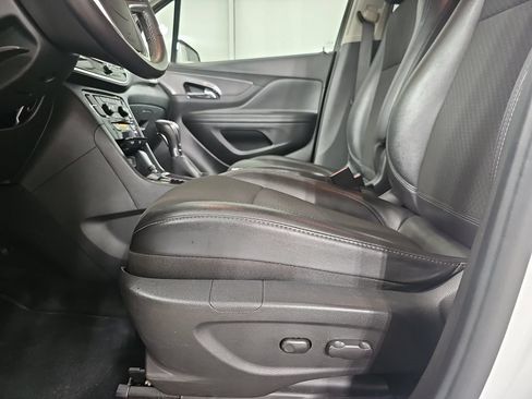 Used 2019 Buick Encore Preferred FWD image 33