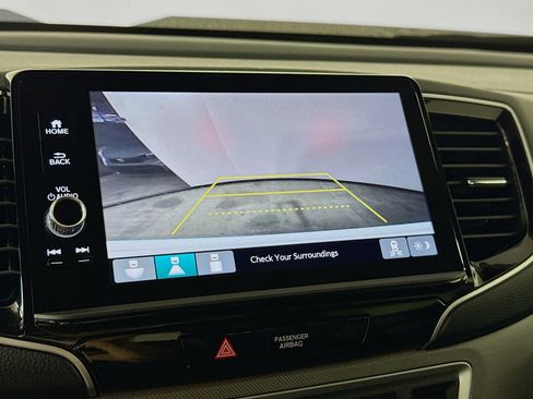 Certified 2025 Honda Ridgeline Sport image 14