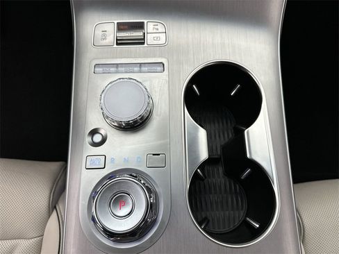 Used 2026 Genesis GV70 2.5T Advanced image 20